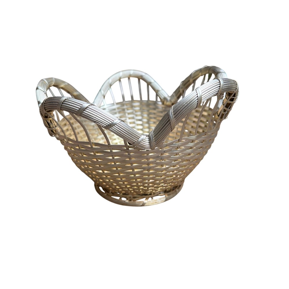 French Style Woven Wire Baskets Set of 2 Silver/Gold Color Scalloped Pedestal